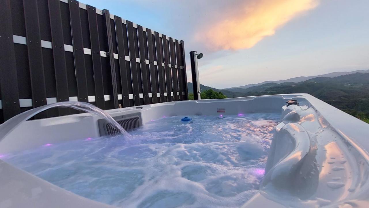 Tanja S Holiday Home In Nature With Sauna And Hot Tub Gorica pri Slivnici Eksteriør bilde