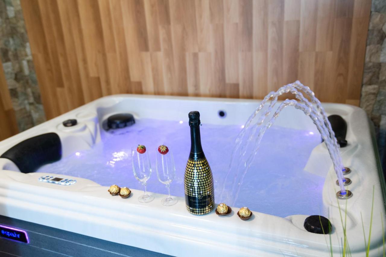 Tanja S Holiday Home In Nature With Sauna And Hot Tub Gorica pri Slivnici Eksteriør bilde