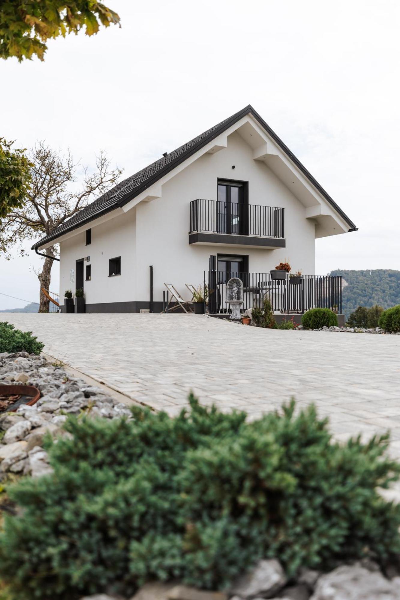 Tanja S Holiday Home In Nature With Sauna And Hot Tub Gorica pri Slivnici Eksteriør bilde