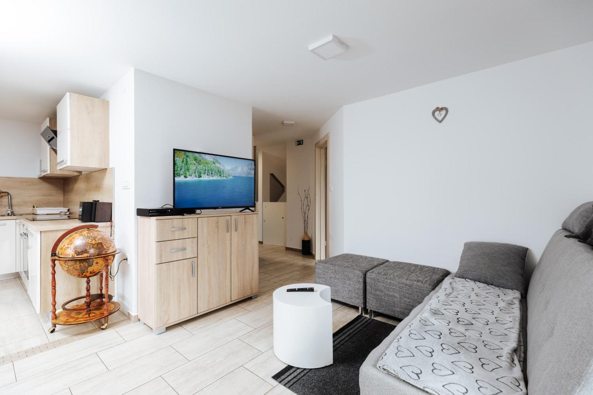 Tanja S Holiday Home In Nature With Sauna And Hot Tub Gorica pri Slivnici Eksteriør bilde